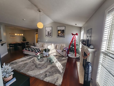 3038 E Stillwater Landing unit 201, Urbana, IL 61802 - photo 4