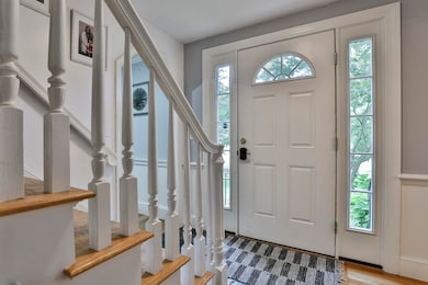 17 Shelburne Rd, Nashua, NH 03063 - photo 5