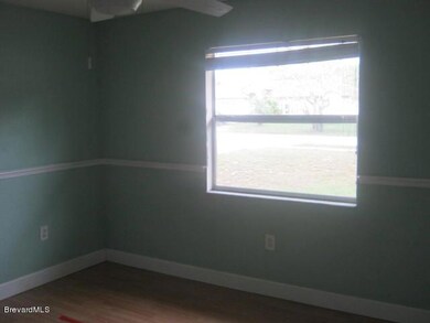 Bedroom..jpg