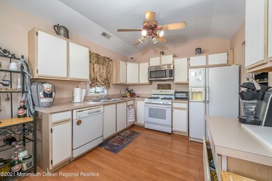 62 Oakland Bay Ct, Little Egg Harbor Township, NJ 08087 - photo 6