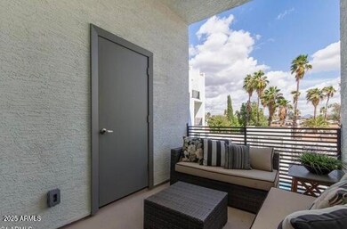 patio off kitchen