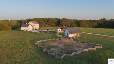 7501 Nebo Rd, Versailles, MO 65084 - photo 6