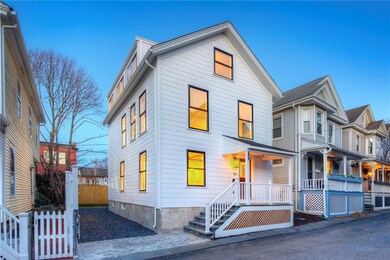 16 Calvert St, Newport, RI 02840 - photo 2