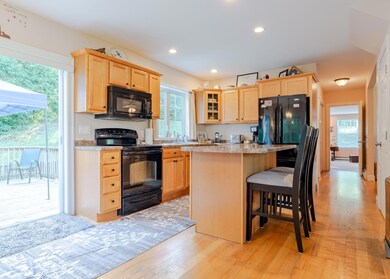 7BittersweetWay-Windham-03