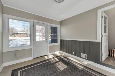 25-1730 32nd St SE-WindowStill-Real-Esta