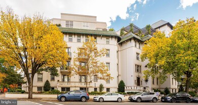 1882 Columbia Rd NW unit 304, Washington, DC 20009 - photo 2