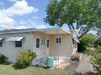 5341 Flint St, Zephyrhills, FL 33542 - photo 3