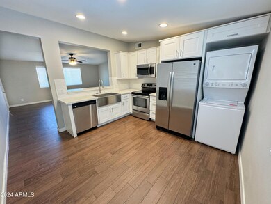 416 N Williams unit D, Mesa, AZ 85203 - photo 6