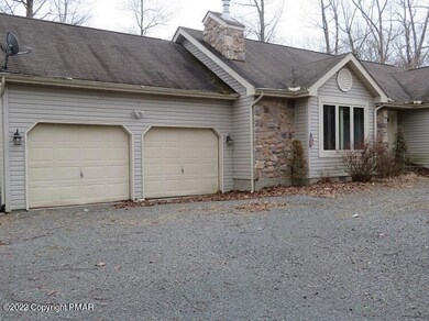 151 Willow Dr, Hawley, PA 18428 - photo 2