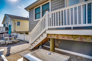 108 w amberjack way Lavallette-large-008