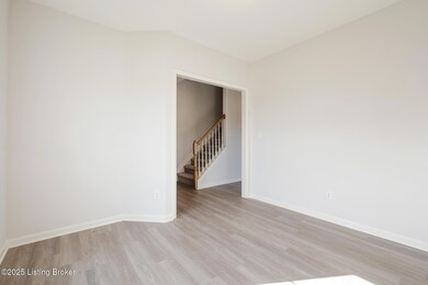 11700 Parkview Point, Louisville, KY 40229 - photo 4