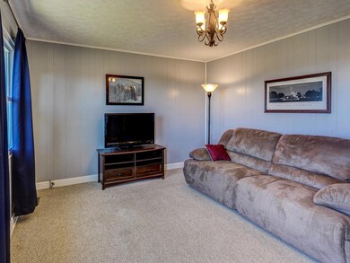 305 Cherry Tree Ln MLS007