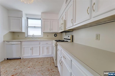 1021 Jfk Blvd E, Weehawken, NJ 07086 - photo 5