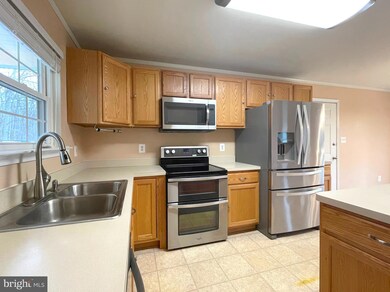 1842 Lottie Fowler Rd, Prince Frederick, MD 20678 - photo 5