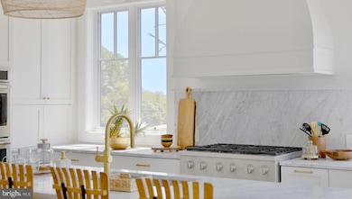 8100 Germantown Ave unit B, Philadelphia, PA 19118 - photo 6