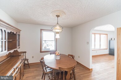 2022 Virts Ln, Jefferson, MD 21755 - photo 6