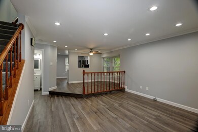 18744 Martins Landing Dr, Germantown, MD 20874 - photo 3