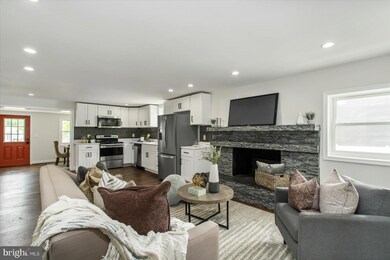 2300 Ruth Ave, Sparrows Point, MD 21219 - photo 7