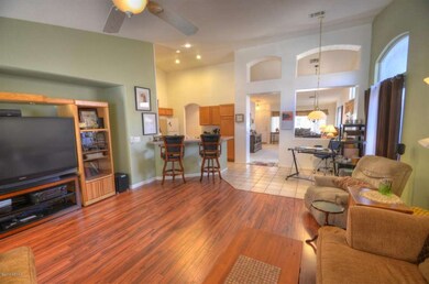 family room-4-1