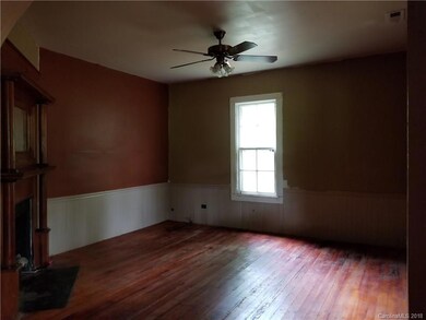 908 Landers Chapel Rd, Lincolnton, NC 28092 - photo 2