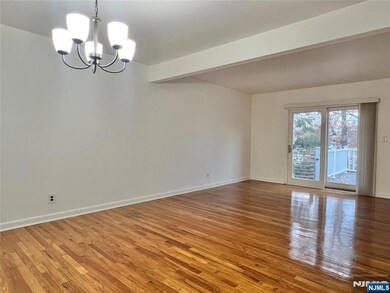 80 Franklin Ave, Fairview, NJ 07022 - photo 4