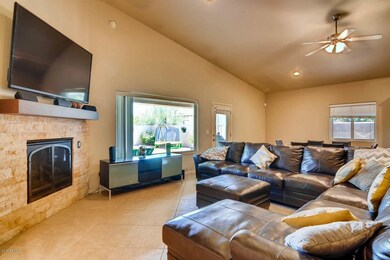 14023 N 8th Pl Phoenix AZ-large-011-16-F