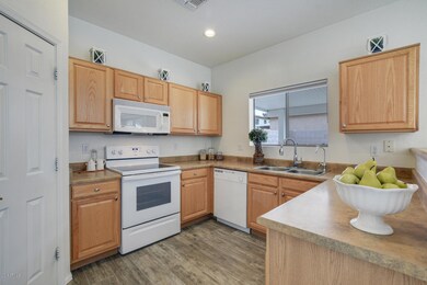 Kitchen_2
