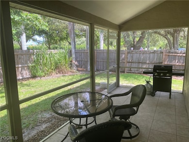11640 Pine Hammock Cir, Fort Myers, FL 33919 - photo 4