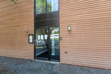 11 Blackstone Dr unit U1135, Nashua, NH 03063 - photo 4