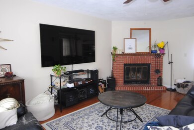 58 Stillwater Dr unit U123, Nashua, NH 03062 - photo 5