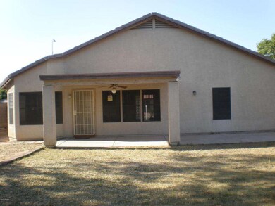 2213 E Nathan Way 007