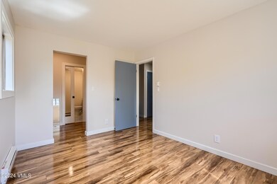 E212 Primary Bedroom