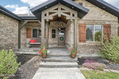 7-web-or-mls-S 2240 E-1505-007