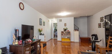 125 Skyline Dr, Staten Island, NY 10304 - photo 7
