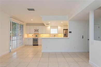 838 10th St S unit 102, Naples, FL 34102 - photo 4