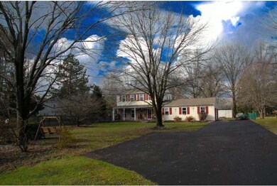 2732 Woodview Dr, Hatfield, PA 19440 - photo 3