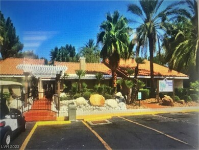 ~CLUBHOUSE~GYM~GATHERING AREA~POOLS~SPA~AND SO MUC