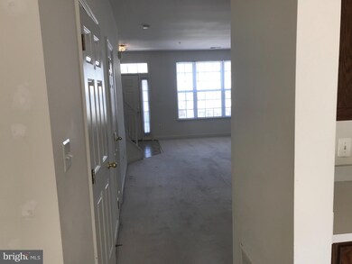 8637 Willow Leaf Ln, Odenton, MD 21113 - photo 7