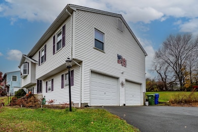 52 Cimarron Rd, Middletown, CT 06457 - photo 4