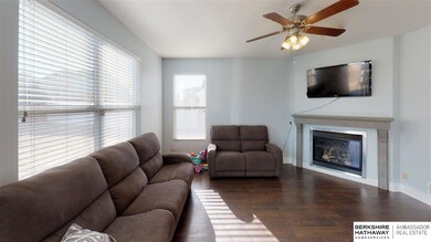 2105 Ridgeview Dr, Papillion, NE 68046 - photo 3