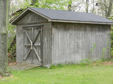 13061 Groman St, New Buffalo, MI 49117 - photo 2