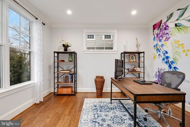 4517 Fairfield Dr, Bethesda, MD 20814 - photo 5