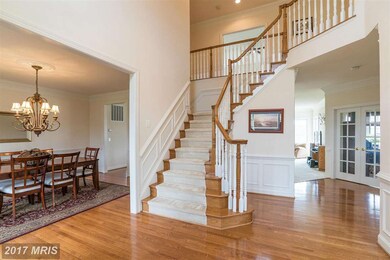 35526 Greyfriar Dr, Round Hill, VA 20141 - photo 6