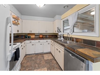 436 W M St, Springfield, OR 97477 - photo 6