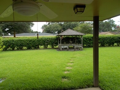 108 Charles Dr (39)