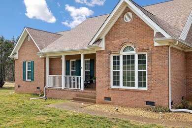 1336 Standing Stone Cir, Columbia, TN 38401 - photo 6