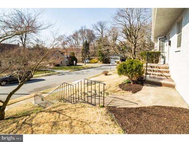 1354 Valley Rd, Woodlyn, PA 19094 - photo 2