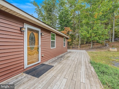 79 Whiskey Still Rd, Berkeley Springs, WV 25411 - photo 5