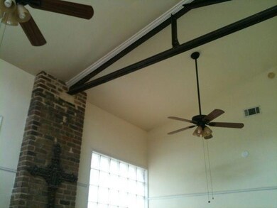 16 FOOT CEILINGS MAKES THE SPACE OPEN AND AIRY