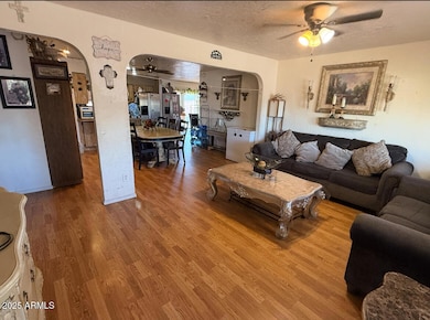 8151 W Westview Dr unit 5, Phoenix, AZ 85033 - photo 5